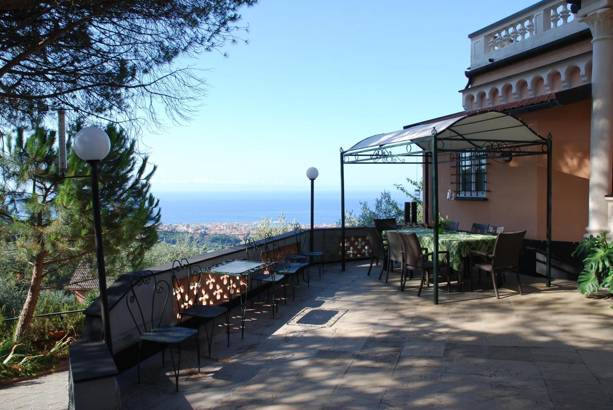 Villa Rocca Leivi Eksteriør bilde